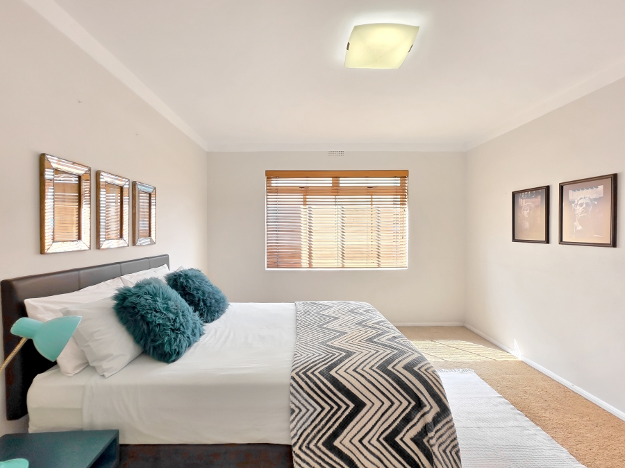 2 Bedroom Property for Sale in Three Anchor Bay Western Cape